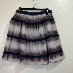 Edme & esyllte navy, tan, purple striped skirt. Cotton lacy lining. 8.